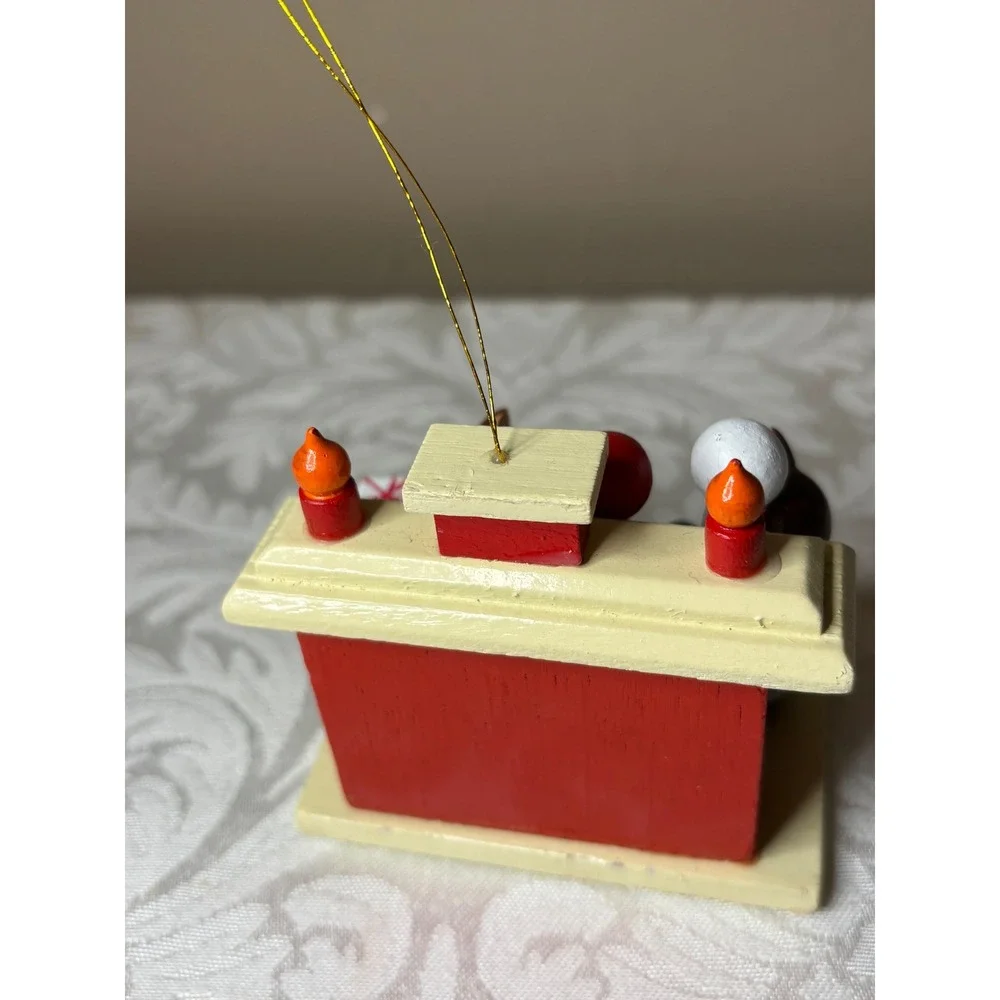 Vintage Roman Inc Wood Christmas Ornament Cats at Fireplace Red White Green Cat